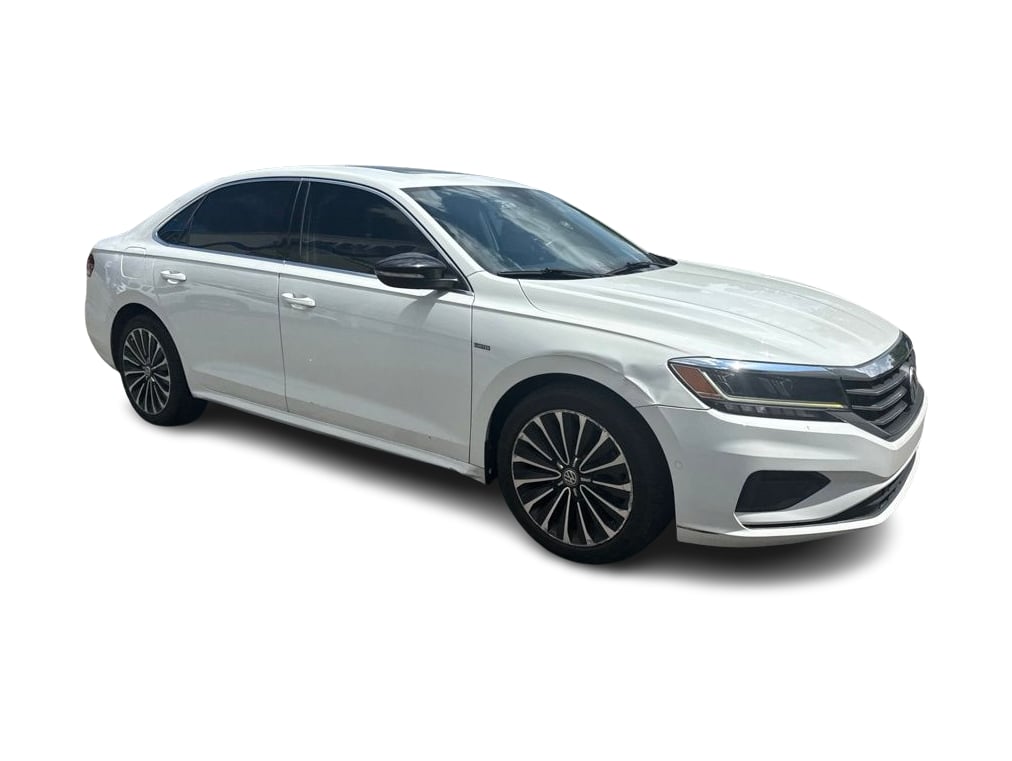 Thumbnail: 2022 Volkswagen Passat - 16