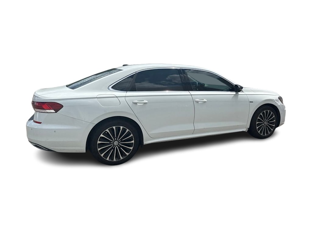 Thumbnail: 2022 Volkswagen Passat - 21