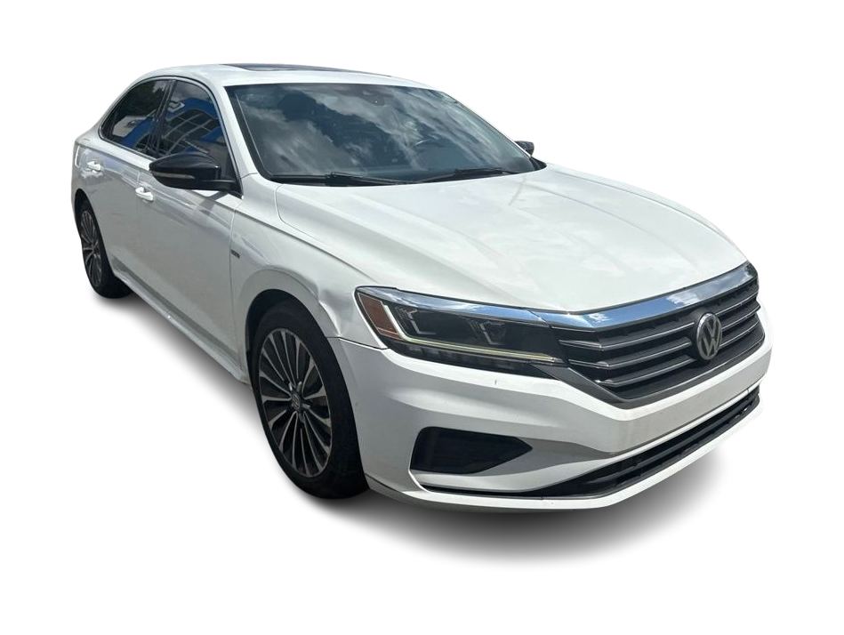 Thumbnail: 2022 Volkswagen Passat - 14