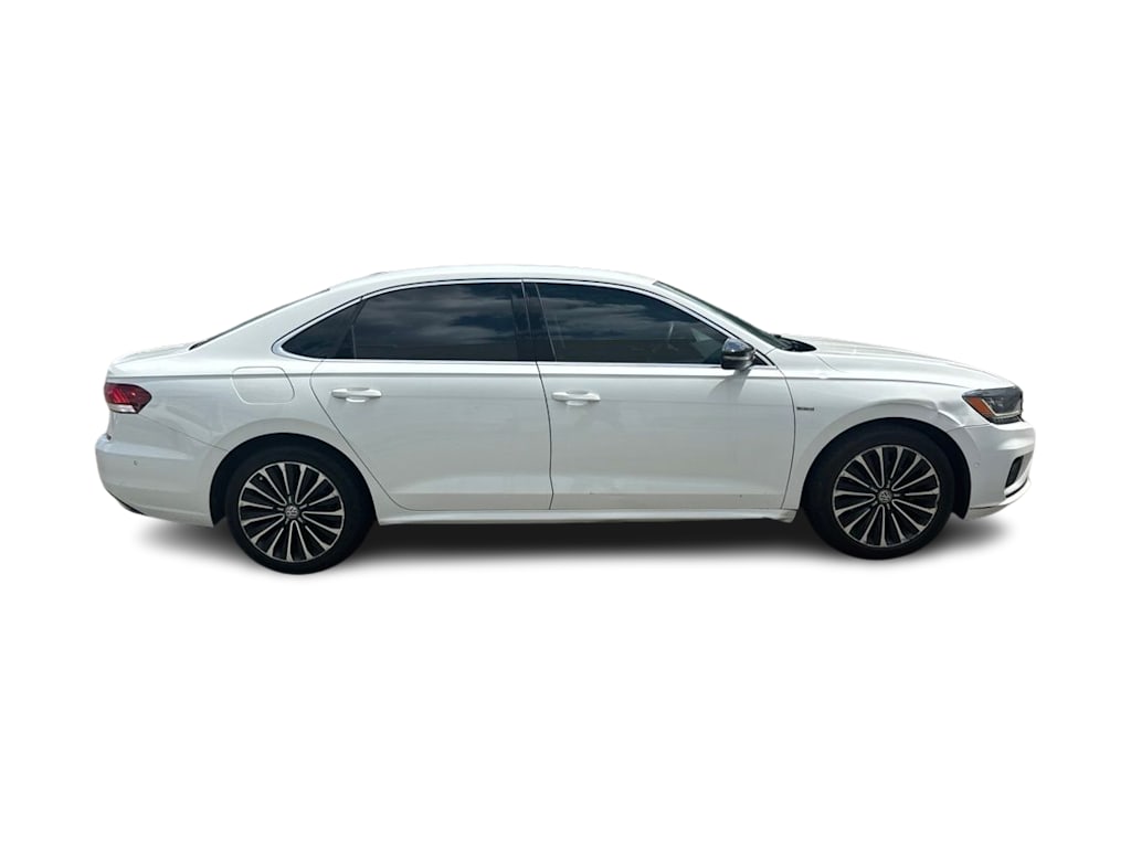Thumbnail: 2022 Volkswagen Passat - 20