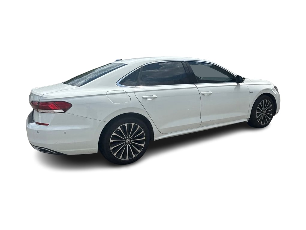 Thumbnail: 2022 Volkswagen Passat - 22
