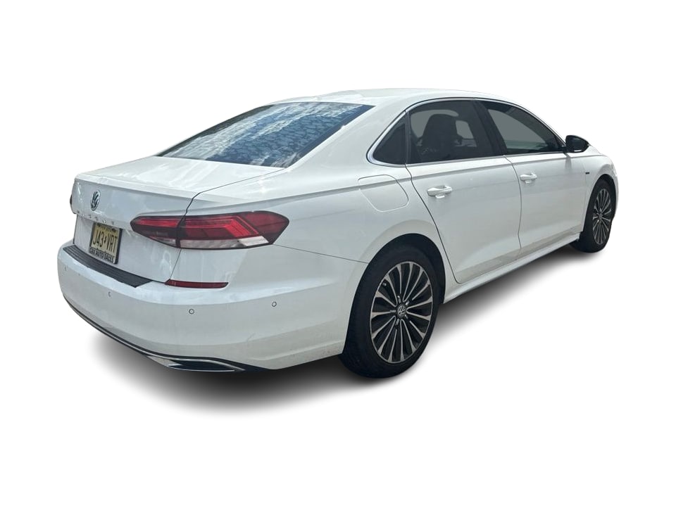 Thumbnail: 2022 Volkswagen Passat - 24
