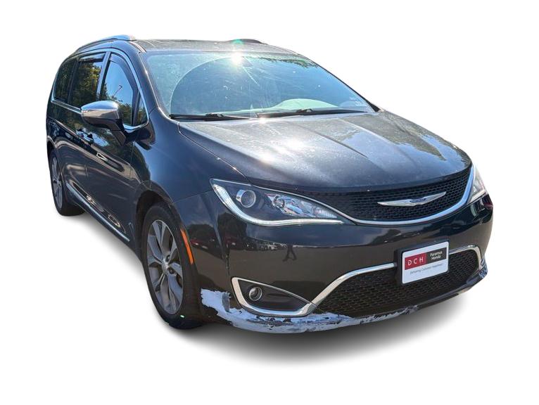 Thumbnail: 2019 Chrysler Pacifica - 22