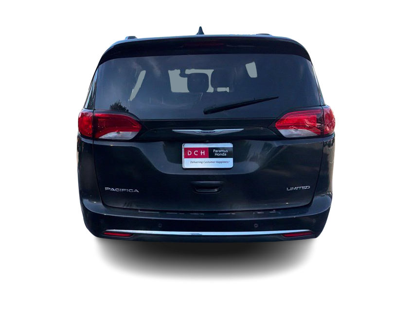 Thumbnail: 2019 Chrysler Pacifica - 11