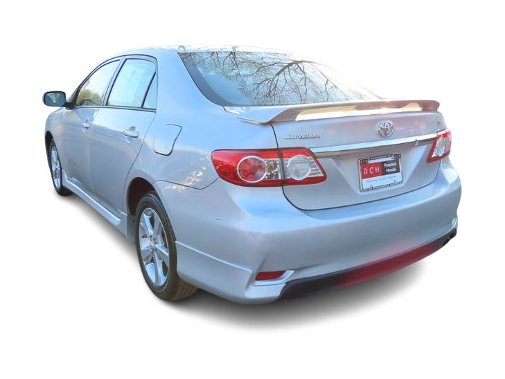 Thumbnail: 2011 Toyota Corolla - 3