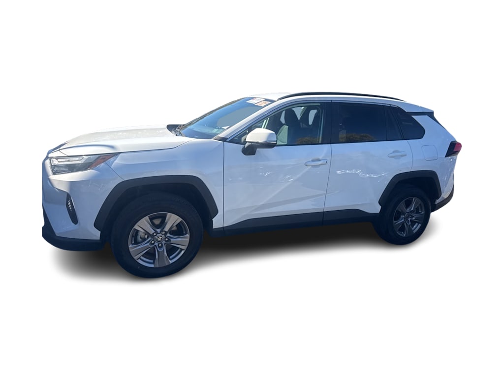 Thumbnail: 2022 Toyota RAV4 - 10