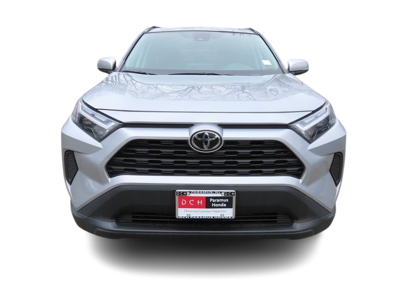 2022 Toyota RAV4 XLE 6