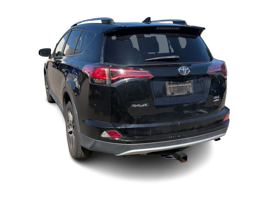 Thumbnail: 2018 Toyota RAV4 - 12
