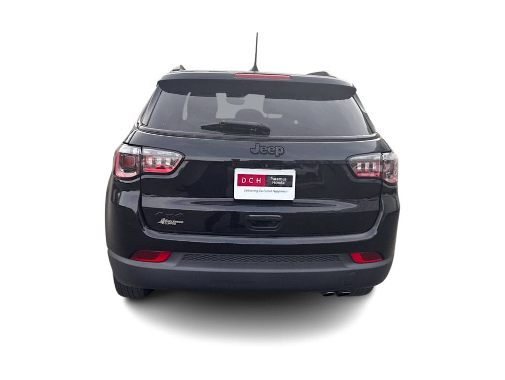 Thumbnail: 2022 Jeep Compass - 11