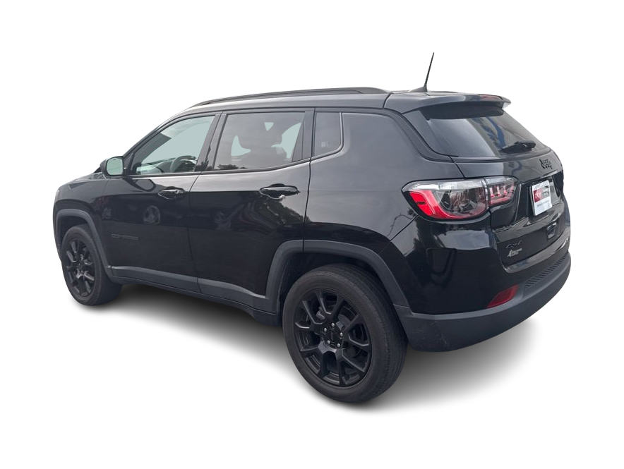 Thumbnail: 2022 Jeep Compass - 3