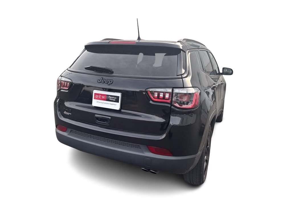 Thumbnail: 2022 Jeep Compass - 12
