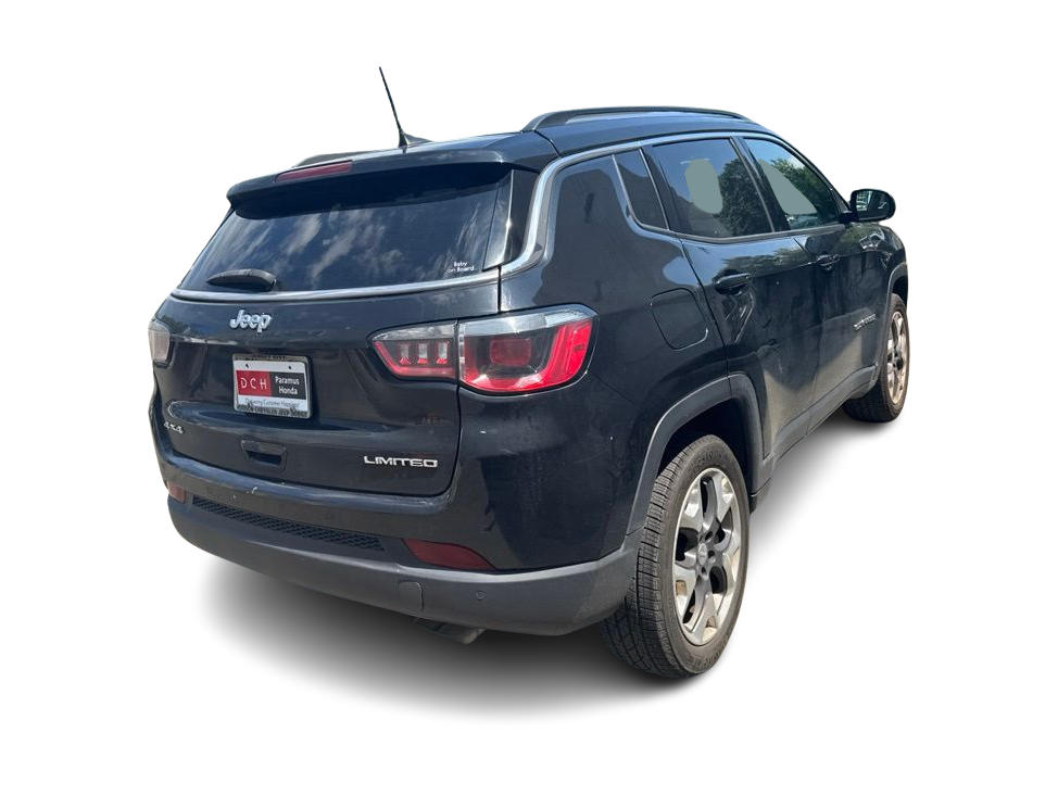 Thumbnail: 2019 Jeep Compass - 17