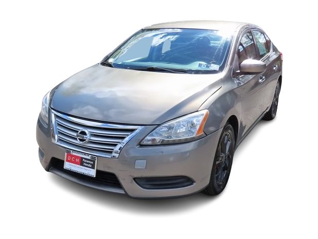 Used 2015 Nissan Sentra SV with VIN 3N1AB7AP0FL667068 for sale in Casper, WY