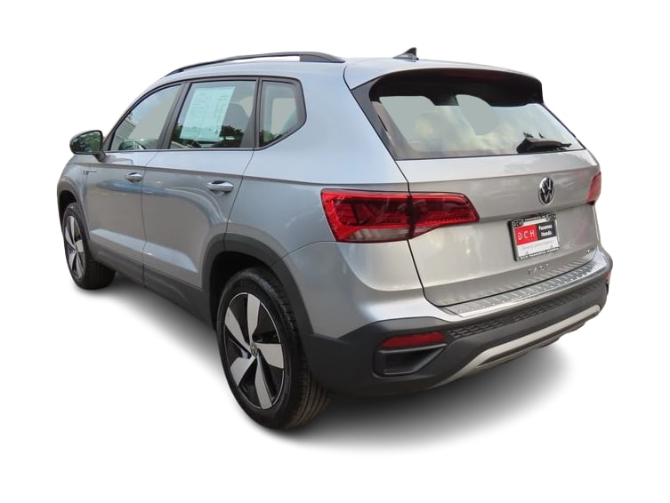 Thumbnail: 2023 Volkswagen Taos - 4