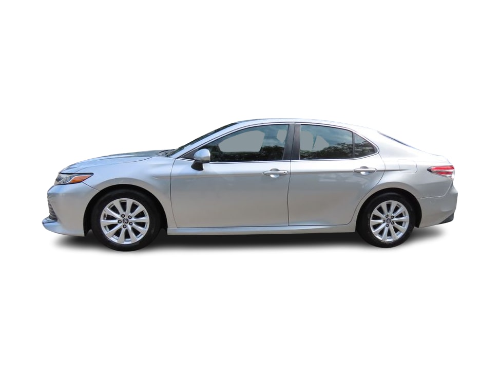 Thumbnail: 2018 Toyota Camry - 3