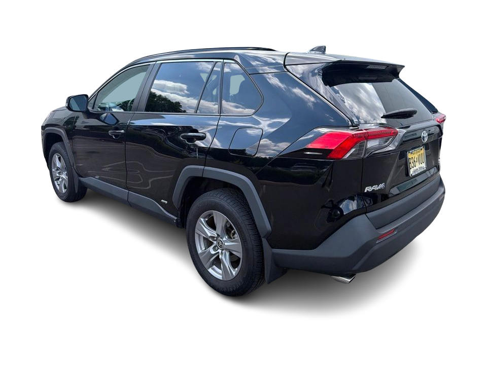 Thumbnail: 2022 Toyota RAV4 - 14