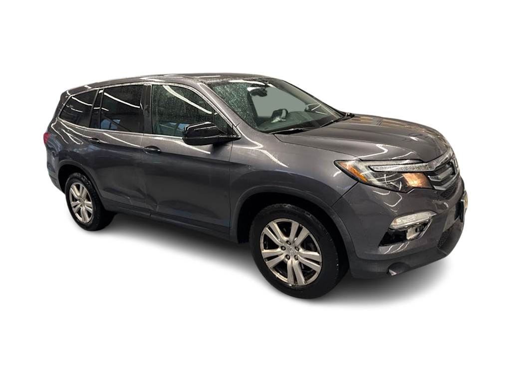 Thumbnail: 2018 Honda Pilot - 10