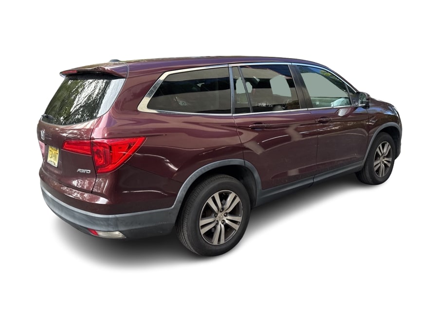 Thumbnail: 2016 Honda Pilot - 12