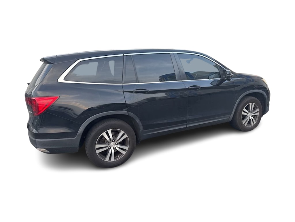 Thumbnail: 2016 Honda Pilot - 17