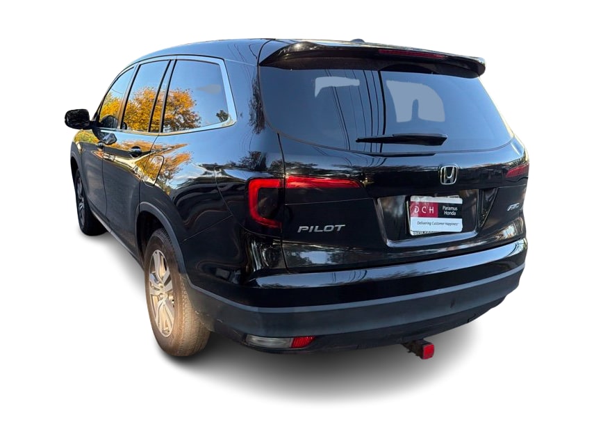 Thumbnail: 2016 Honda Pilot - 11