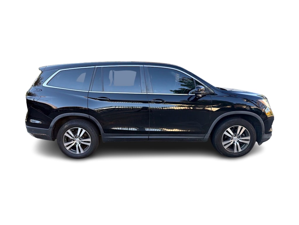 Thumbnail: 2016 Honda Pilot - 17