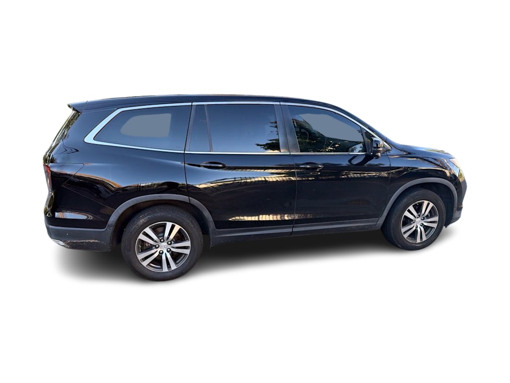 Thumbnail: 2016 Honda Pilot - 16