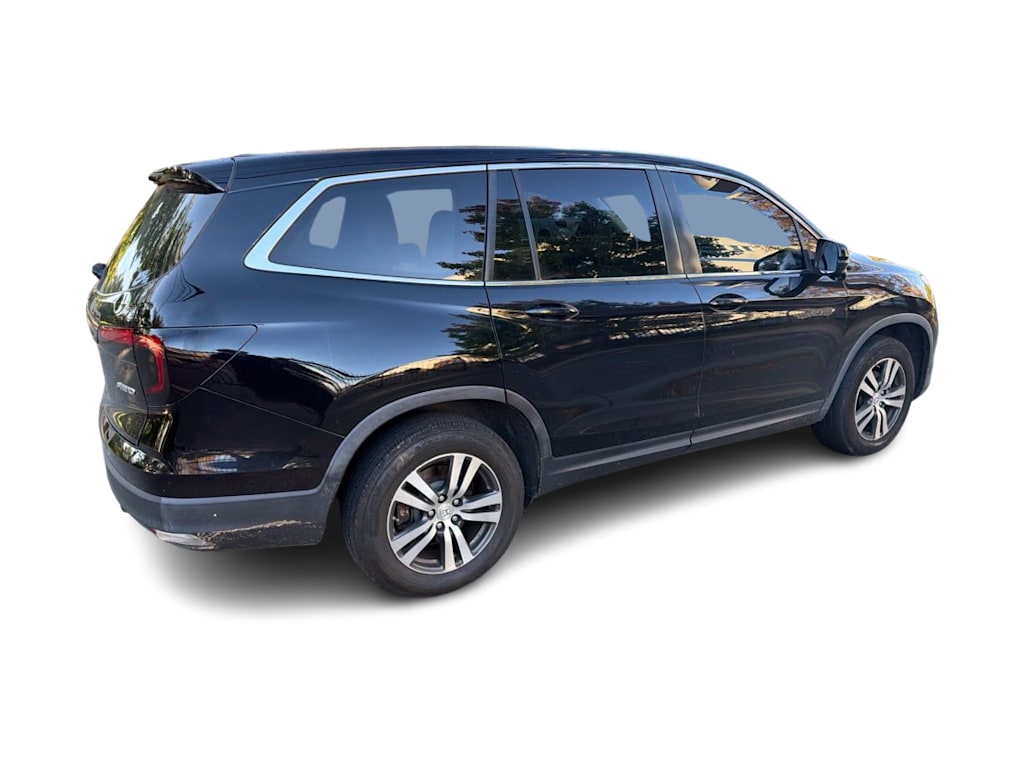 Thumbnail: 2016 Honda Pilot - 15