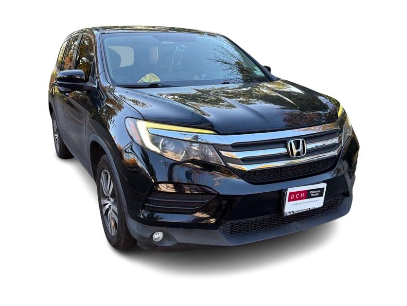 Thumbnail: 2016 Honda Pilot - 22