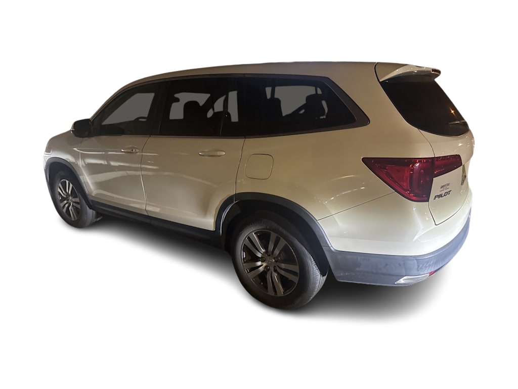 Thumbnail: 2017 Honda Pilot - 3