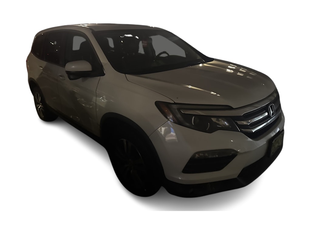 Thumbnail: 2017 Honda Pilot - 7