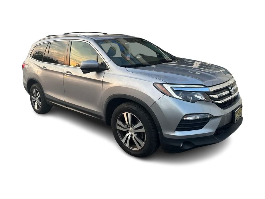 Thumbnail: 2018 Honda Pilot - 12