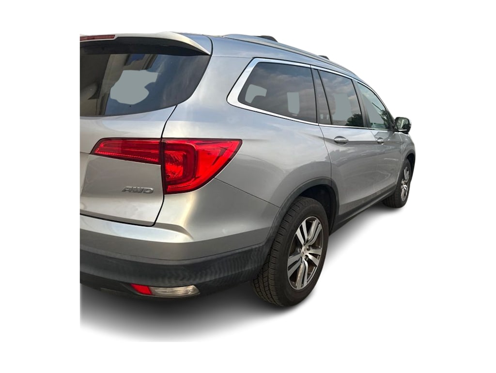Thumbnail: 2018 Honda Pilot - 23