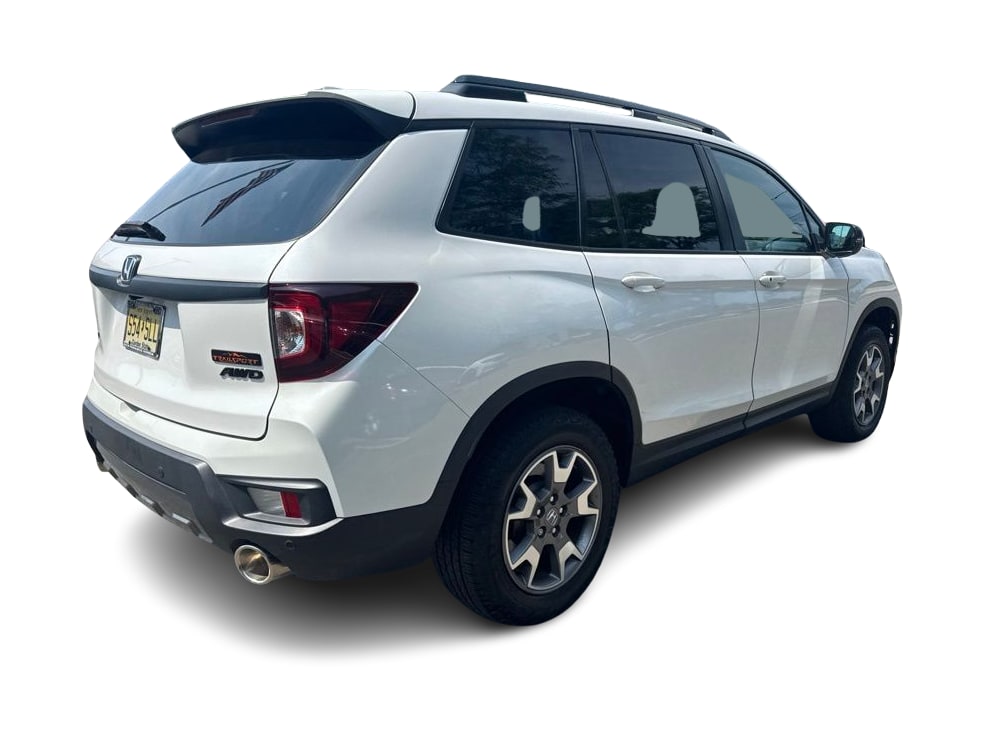 Thumbnail: 2023 Honda Passport - 18