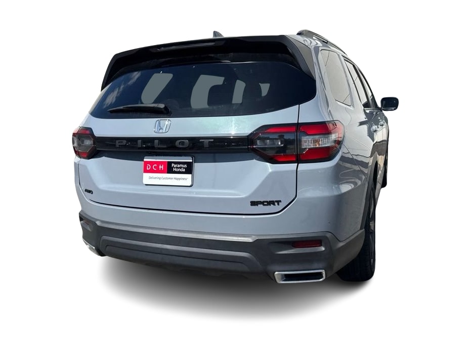 Thumbnail: 2023 Honda Pilot - 4
