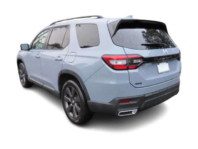Thumbnail: 2023 Honda Pilot - 4