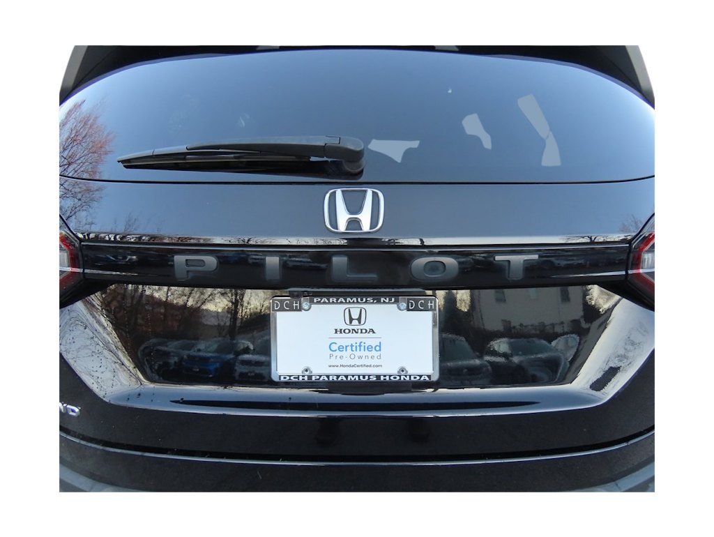 Thumbnail: 2023 Honda Pilot - 20