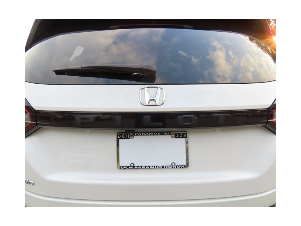 Thumbnail: 2023 Honda Pilot - 21