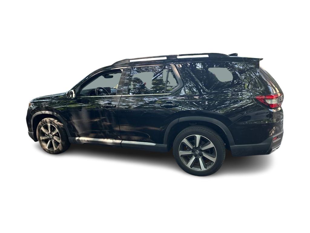 Thumbnail: 2023 Honda Pilot - 3