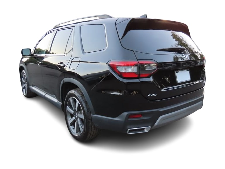 Thumbnail: 2023 Honda Pilot - 4