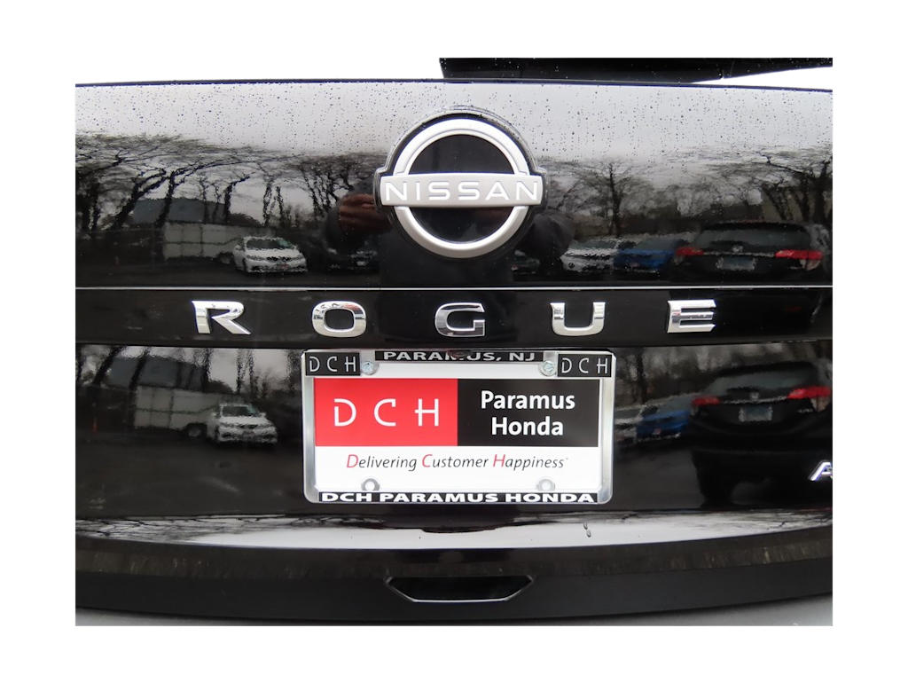 2023 Nissan Rogue S 20