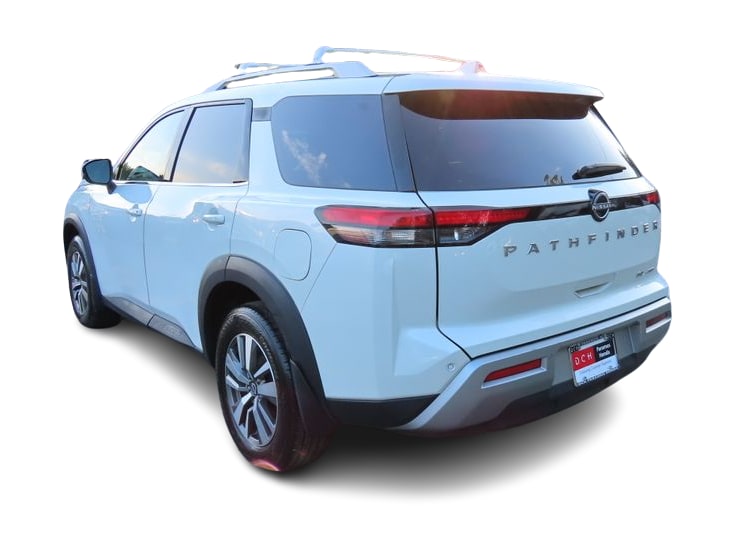 Thumbnail: 2024 Nissan Pathfinder - 3
