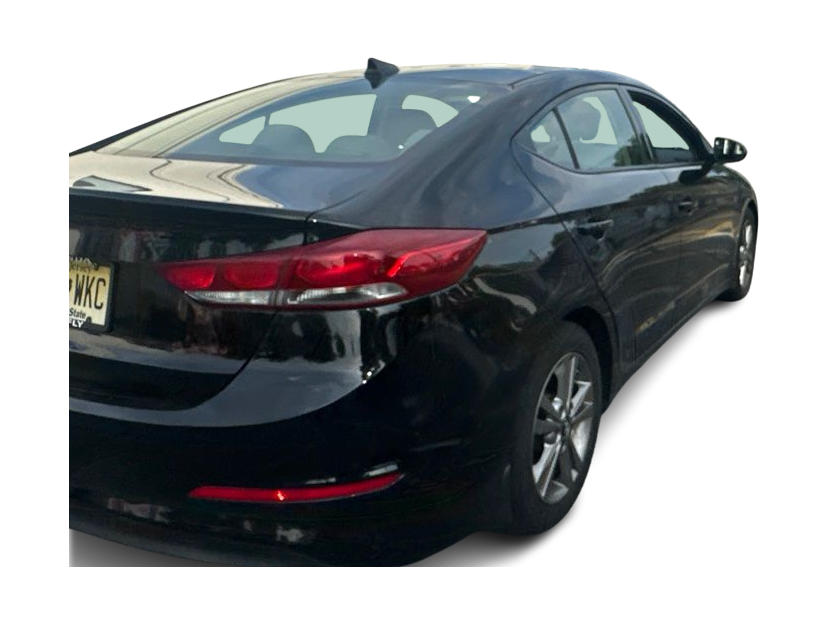 Thumbnail: 2018 Hyundai Elantra - 17
