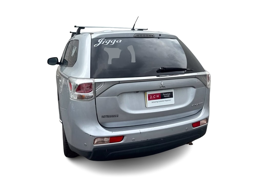 Thumbnail: 2014 Mitsubishi Outlander - 24