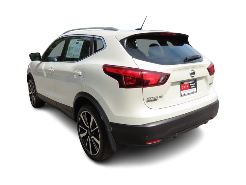 Thumbnail: 2019 Nissan Rogue Sport - 3
