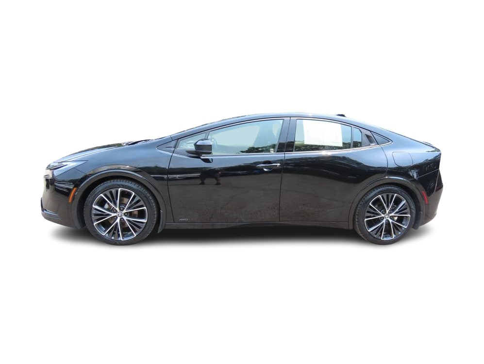 Thumbnail: 2024 Toyota Prius - 3