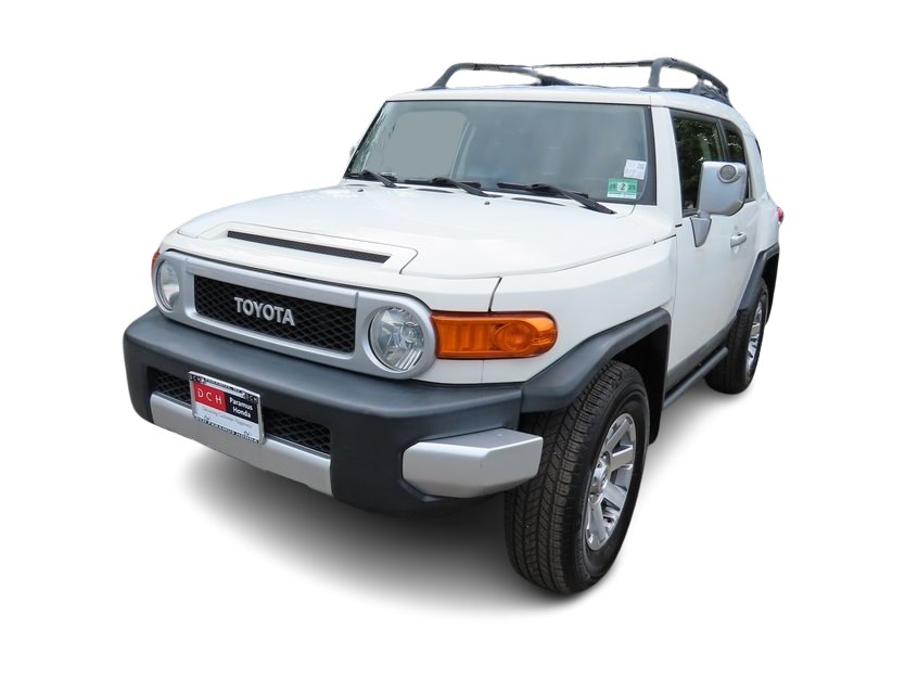 Used 2014 Toyota FJ Cruiser Base with VIN JTEBU4BF7EK183118 for sale in Medford, OR