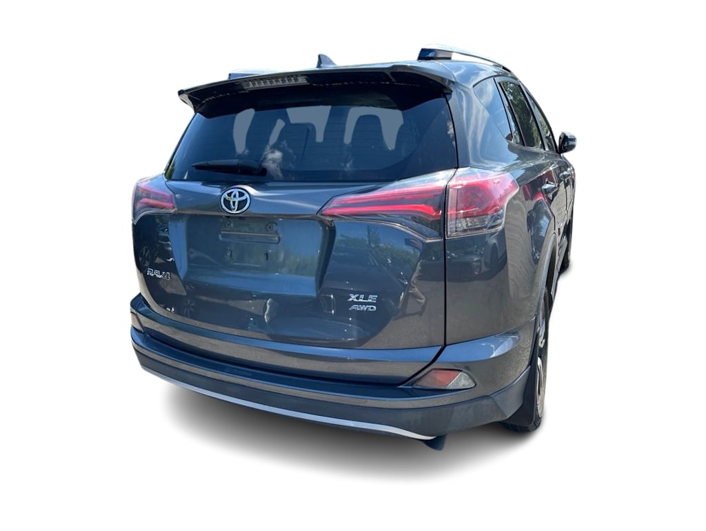 Thumbnail: 2018 Toyota RAV4 - 4