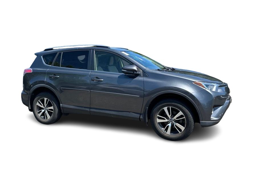 Thumbnail: 2018 Toyota RAV4 - 23