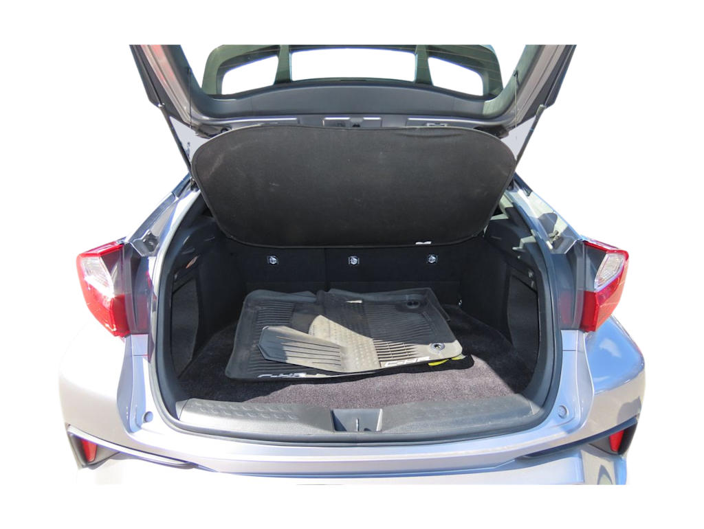 Thumbnail: 2018 Toyota C-HR - 18