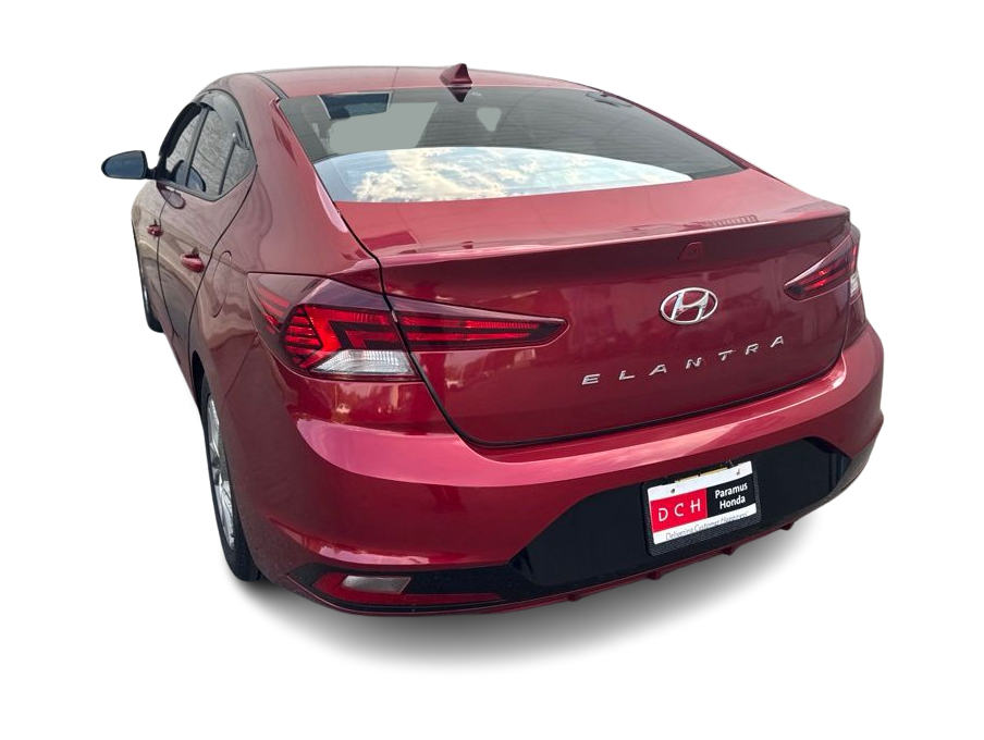 Thumbnail: 2020 Hyundai Elantra - 4